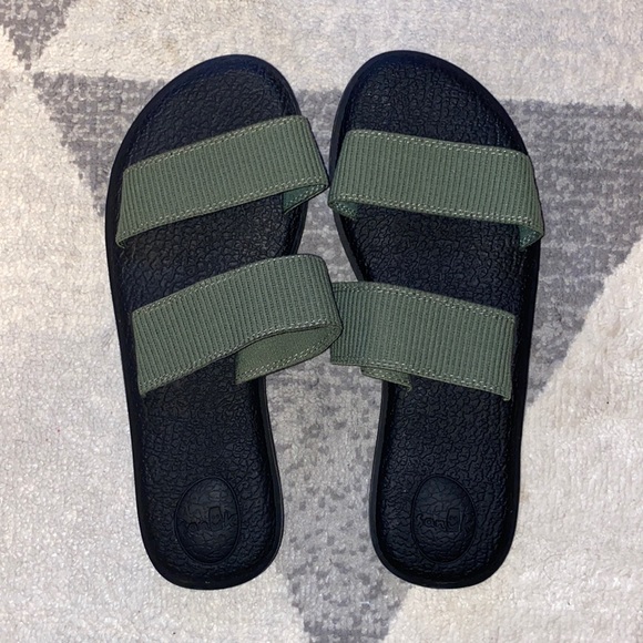 Sanuk Shoes - Sanuk Slides